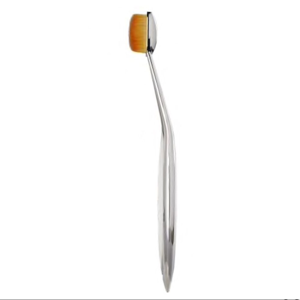 Artis Brush Linear 3